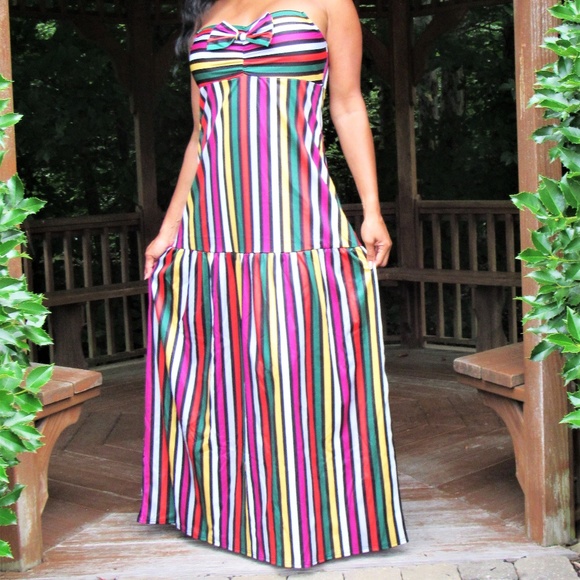 Dresses & Skirts - NWOT Strapless Stripe Long Maxi Dress